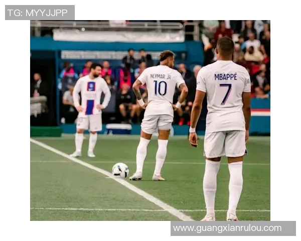 内马尔制胜一球助力巴黎圣日耳曼荣耀登顶