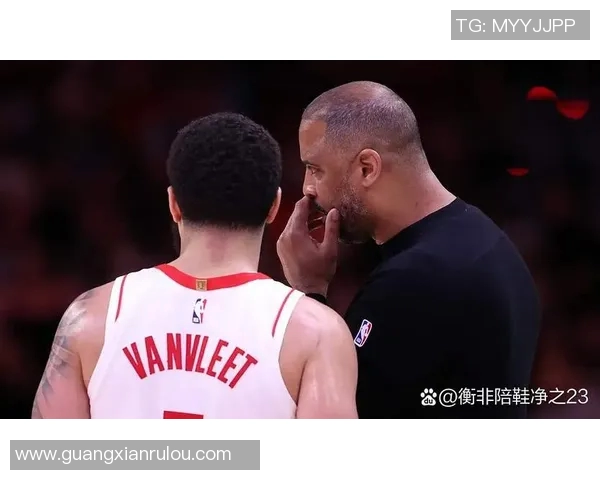 火箭完胜雄鹿，苏伊森为球队贡献重要表现